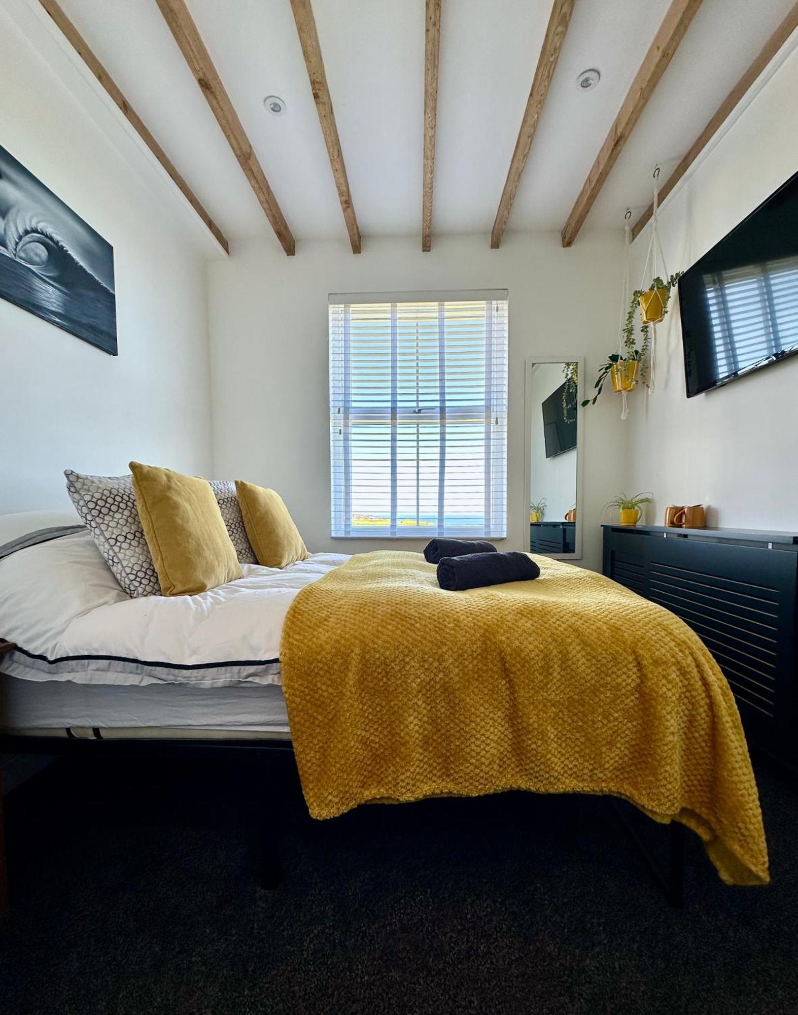 Breakers Guest House New Quay Εξωτερικό φωτογραφία